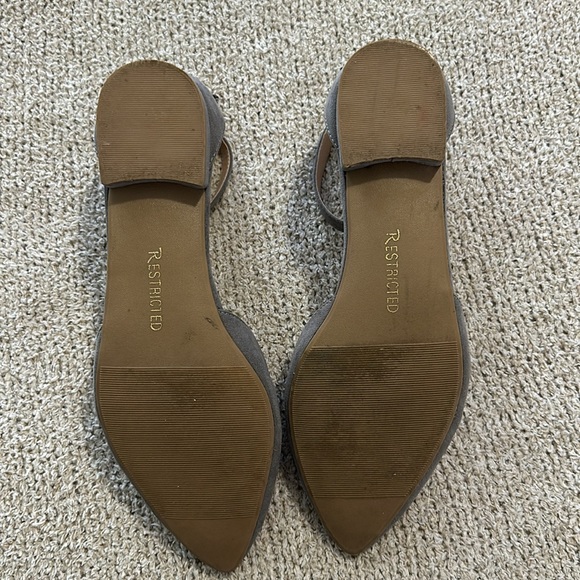 Grey suede flats - Picture 4 of 4